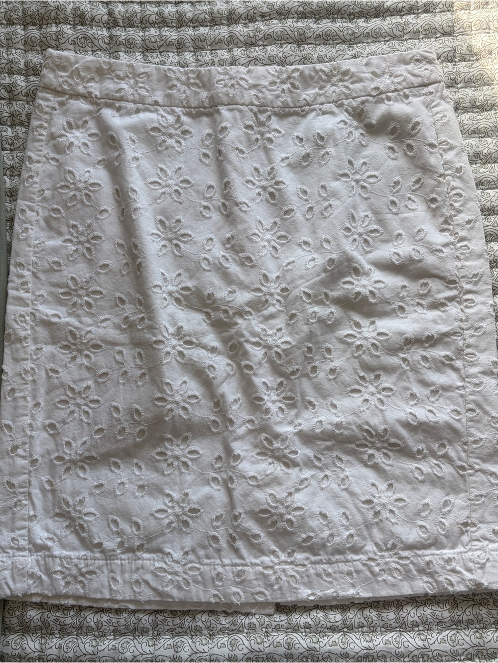 Old navy White Eyelet Cotton A-Line Skirt